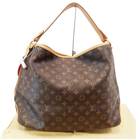 louis vuitton bag .